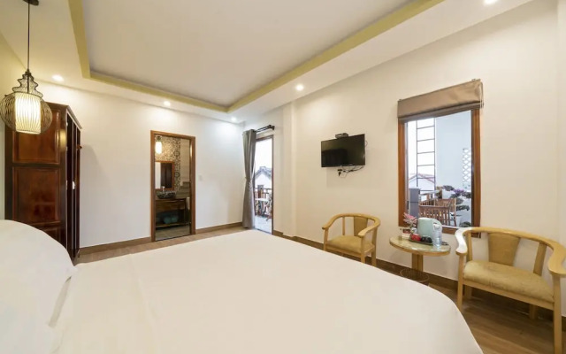 Blue Whale Homestay