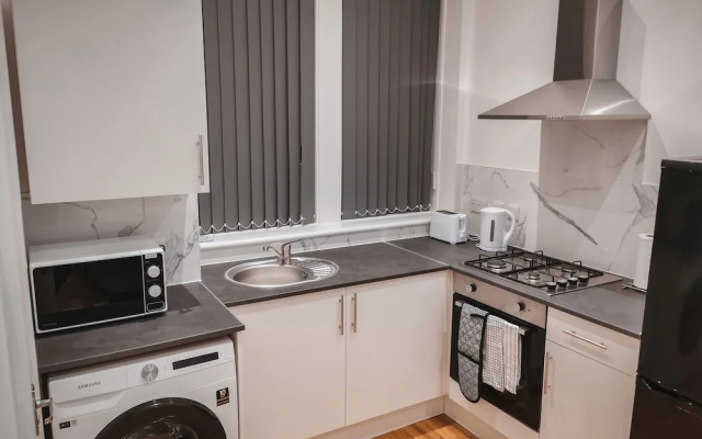 SH Apartments - Dixon Street