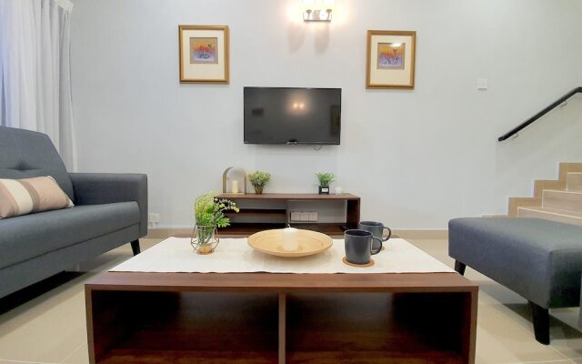 WhiteTerrace House Jalan Ipoh by BeeStay