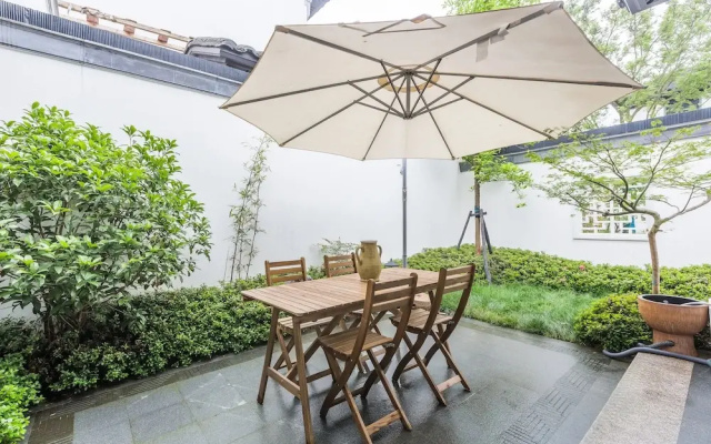 One Family Mogan Mountain Villa