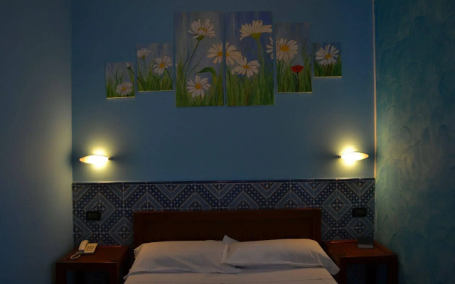 Petit Hotel