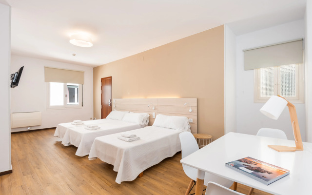 Hostal Jume - Urban Rooms