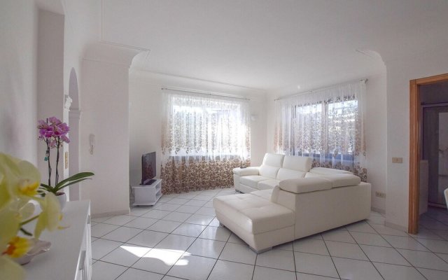 Nice Apartment in Ischia With 3 Bedrooms and Wifi