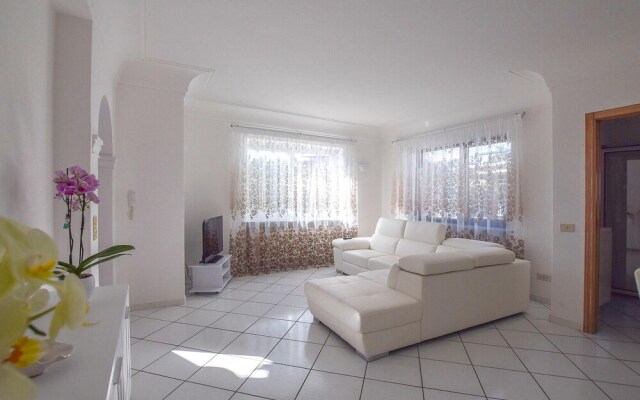 Nice Apartment in Ischia With 3 Bedrooms and Wifi