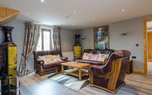 Avoca Lodge