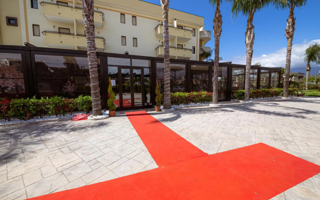 Abalon Pompei Resort