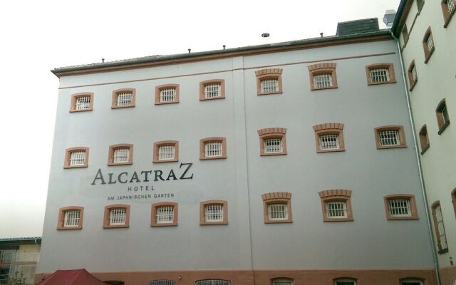 ALCATRAZ am Japanischen Garten