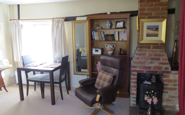 Greyhound Cottage
