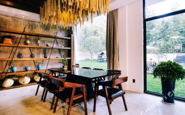 July Bamboo Hostel