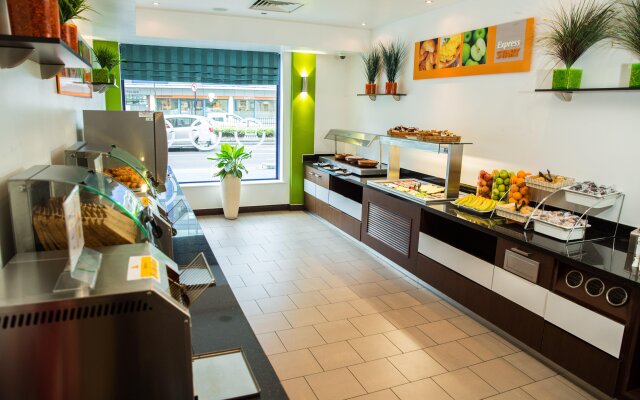 Holiday Inn Express London - Stratford, an IHG Hotel