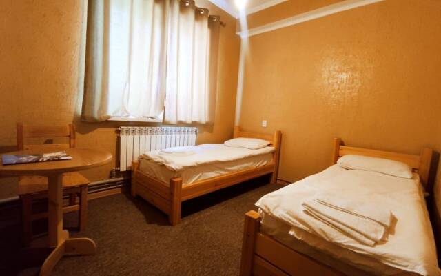 Silkroad Guest house