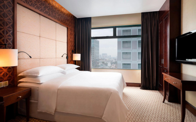 Sheraton Saigon Grand Opera Hotel
