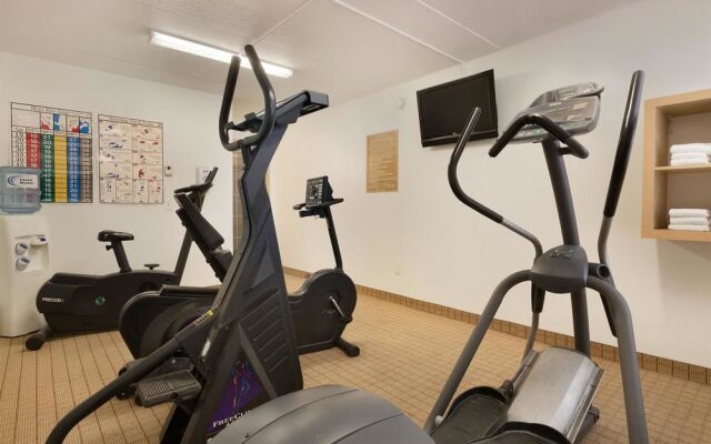 Travelodge Calgary MacLeod Trail