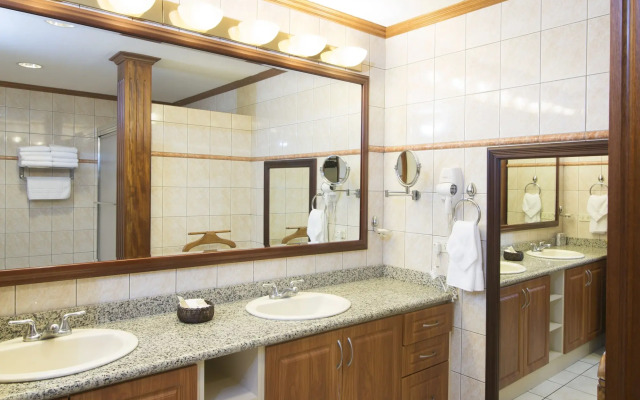 Aparthotel & Suites Villas Del Rio