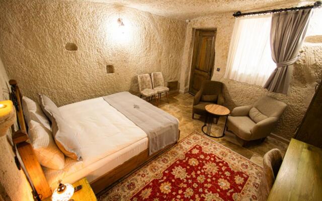 Majestic Cave House