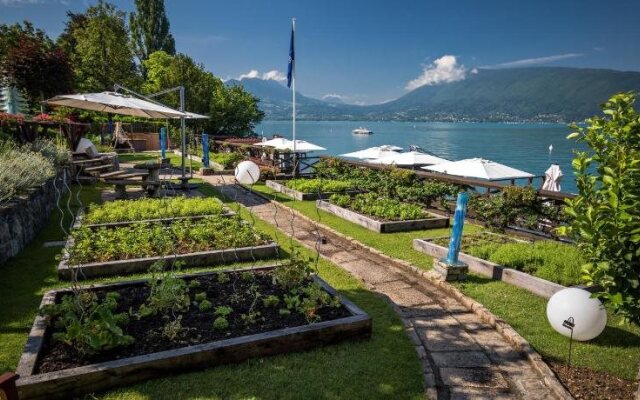 Hôtel Restaurant Yoann CONTE Bord du Lac
