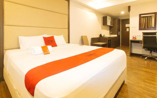 West Avenue Suites