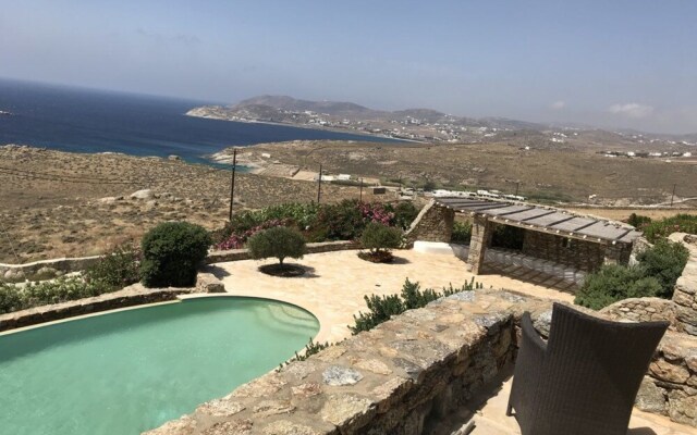 Lia Luxury Villa