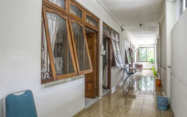 RedDoorz Syariah @ Raya Tajem Maguwo