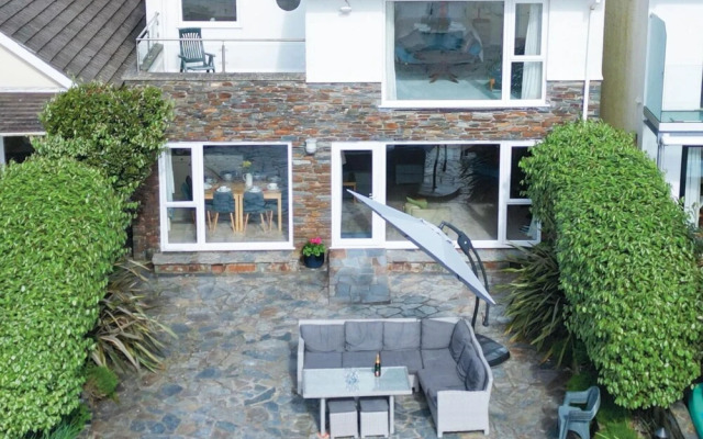 Rainbow Leap - 5 Bed Holiday Home - Saundersfoot