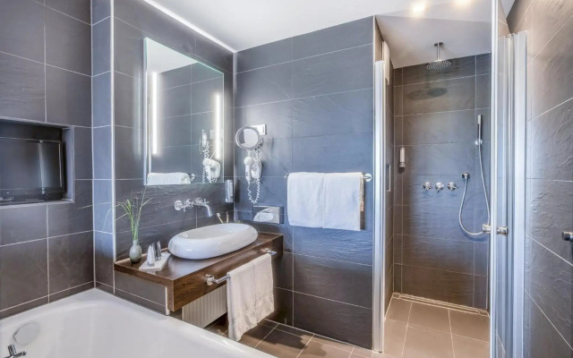 Garner Hotel Oberhausen by IHG