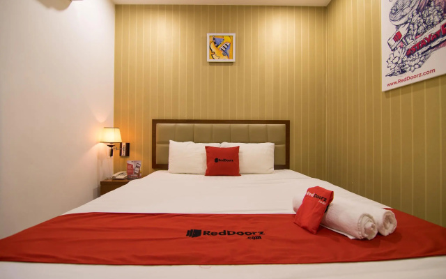 RedDoorz Plus @ Trung Son Residence – Guest Rooms – Ho Chi Minh City