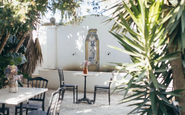 Senhora do Cabo Meco