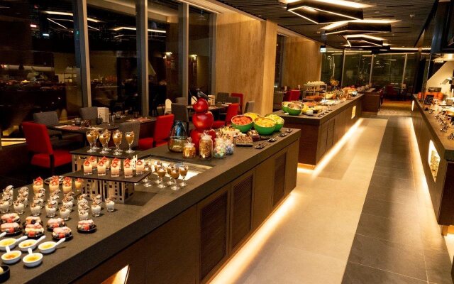 The Salisbury - YMCA of Hong Kong