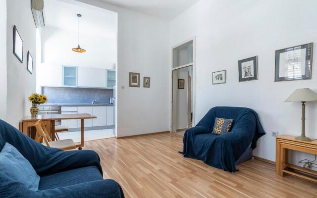 Central Cathedral Apartment