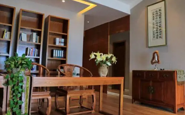 Bonum Lakeside Boutique Hotel