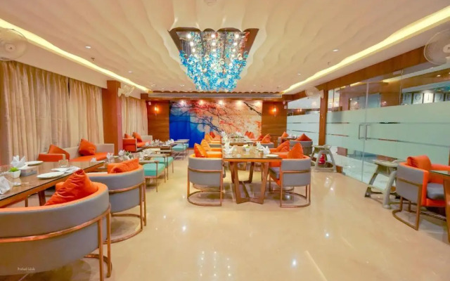 RG Exclusive Hotel-Akola