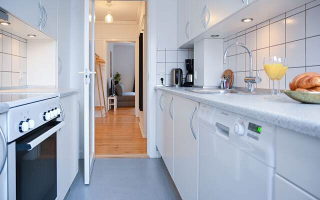 Newly-renovated 2-bedroom Apartment in Charlottenlund