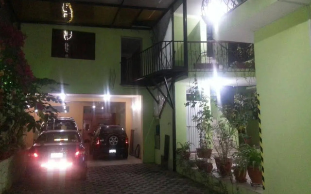 Hostal Praga Inn