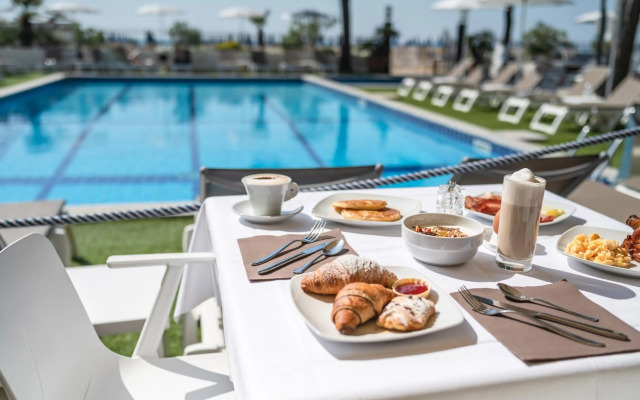 Hotel Excelsior
