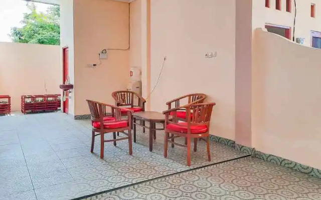 RedDoorz near Kantor Gubernur Kalimantan Tengah