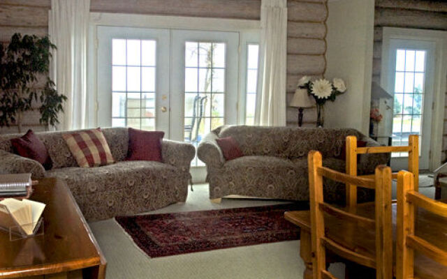 The Lodge at Weir's Beach