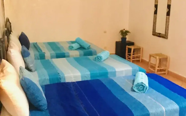 N12 Hostel