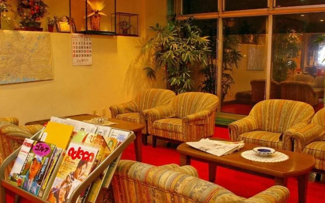 Business Hotel Sakigake Honkan