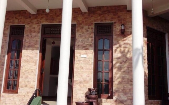 Ku Kandy Villa