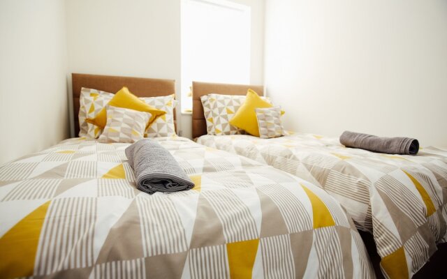 Cloud 89 Service Apartments