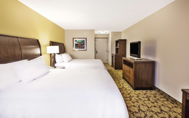 Hilton Garden Inn Cleveland Downtown - Image 6
