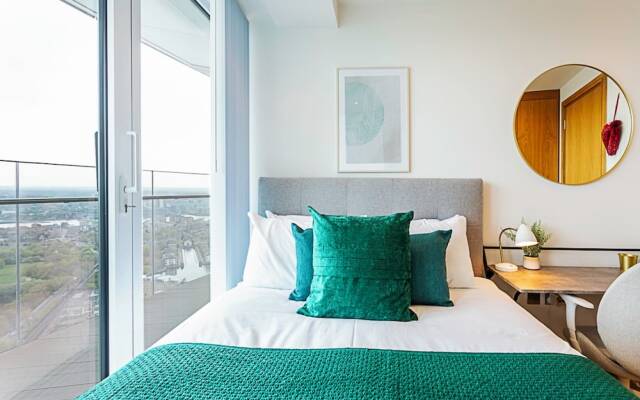 The Panoramic Urban Oasis