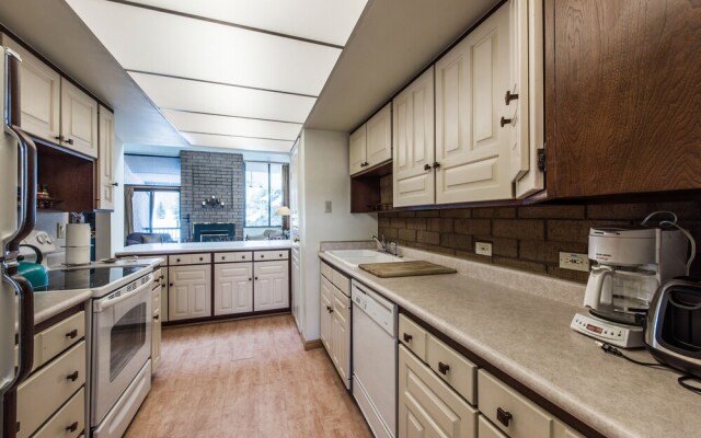 Park Avenue Condominiums