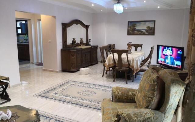 Al Rehab City Full VIP Serviced Apartment, Cairo