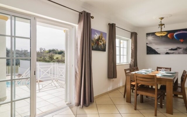 Villa Coelho by Algarkasa