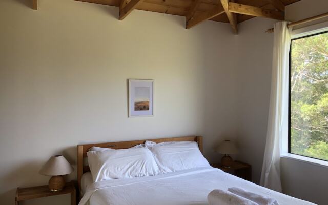 Turicum Chalets AT Monkey Rock Winery