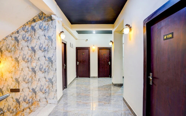 Fabhotel Dream Palace I