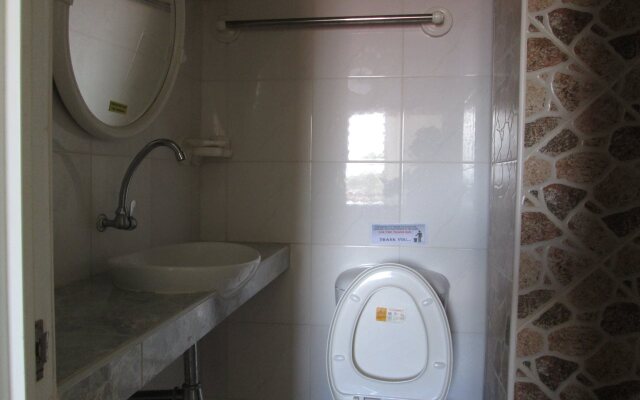 Katerclei Lodge and Serviced Apartelle