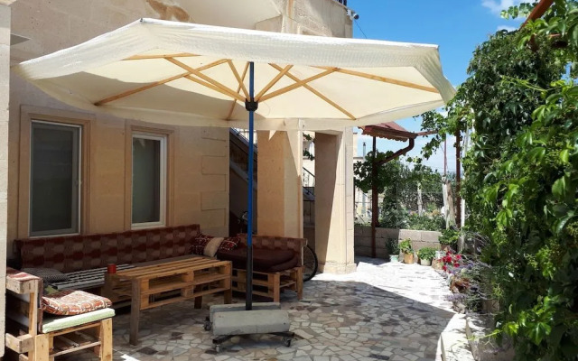 Di̇ri̇li̇ş Banarya Pansi̇yon