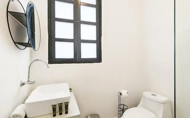 Lush 2BR in Casco Viejo